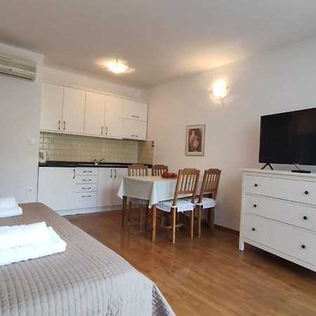 Ivana Apartman 2 تْسْغيكفانِتْسا المظهر الخارجي الصورة