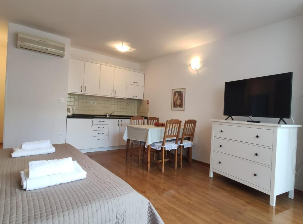 Ivana Apartman 2 تْسْغيكفانِتْسا المظهر الخارجي الصورة